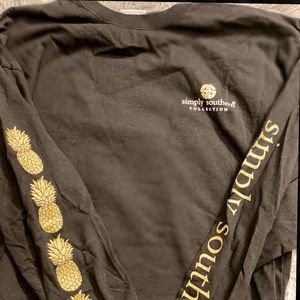 Black long sleeve simply southern shirt